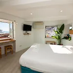 Apartment Stunning River View In Historic Alfama *