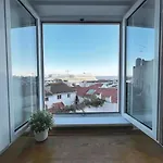 Stunning River View In Historic Alfama Apartmán *
