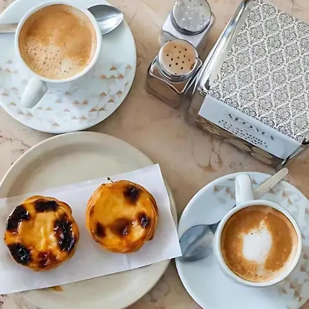 Stunning River View In Historic Alfama Lisbon