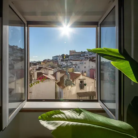 Lejlighed Stunning River View In Historic Alfama *